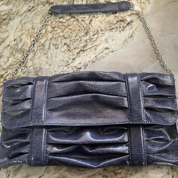 Ruched clutch with Shoulder Strap - Picture 2 of 3